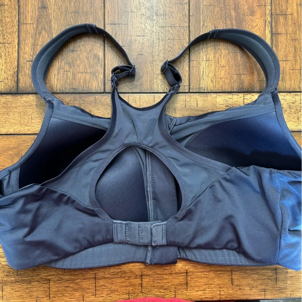 CALIA by Carrie Underwood Gray Sports Bra - Picture 7 of 7